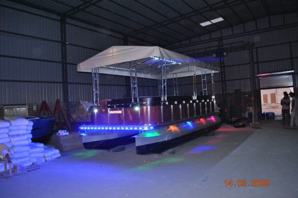 Pontoon Boats